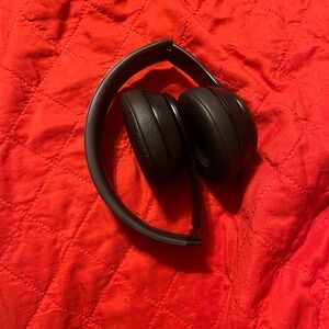 Wireless Black Headphones